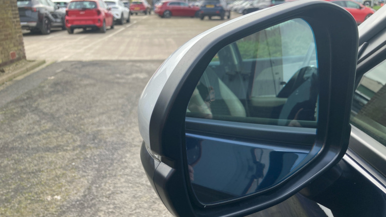 Honda HR-V 1.5 eHEV Advance Style 5dr CVT Hybrid Hatchback